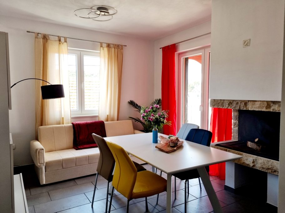 Wohnbereich mit Schlafsofa