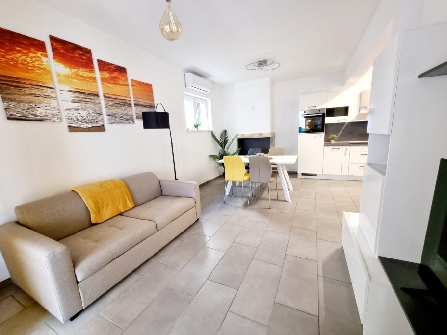 Wohnbereich mit Schlafsofa